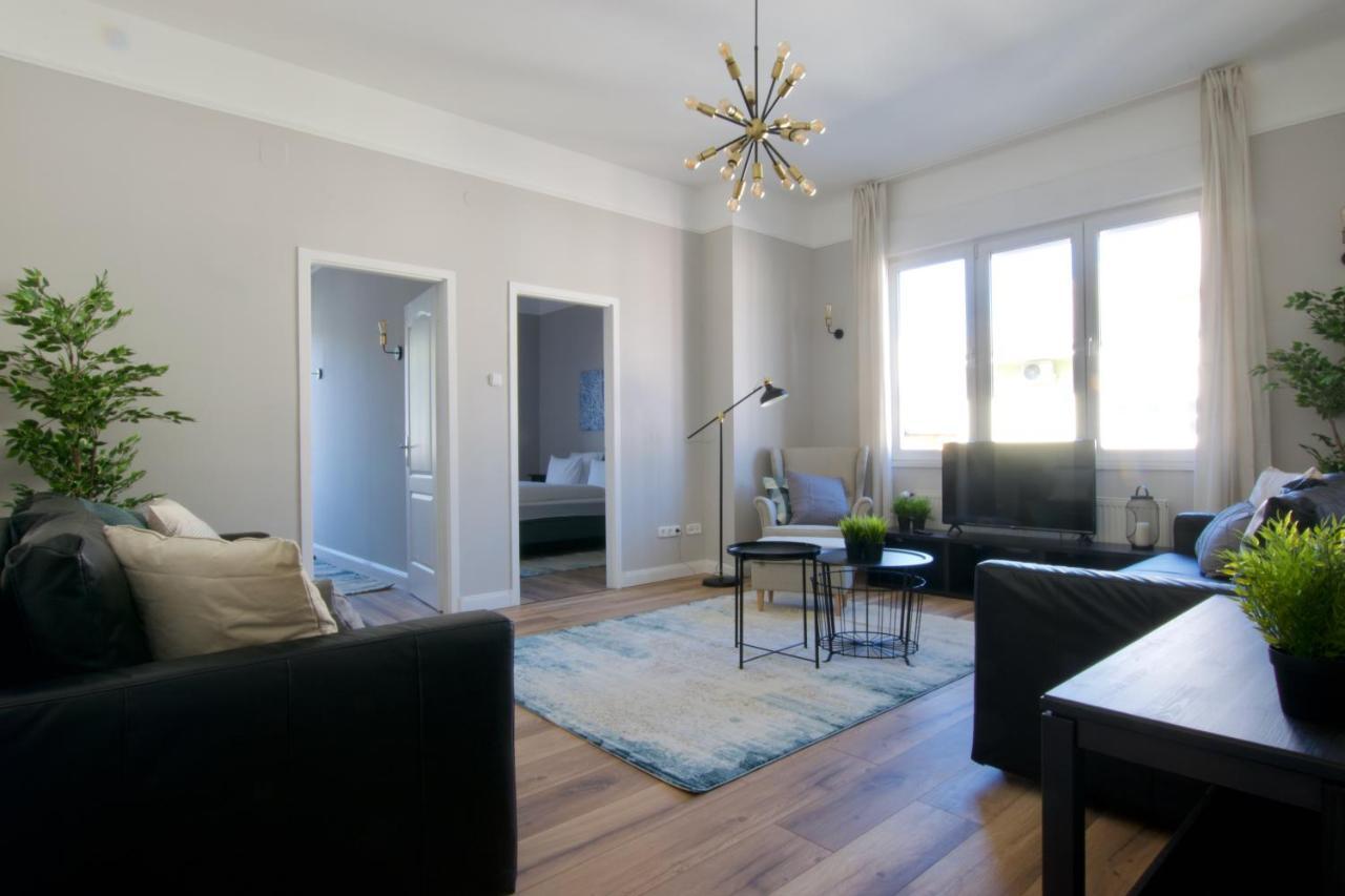 Standard Apartment by Hi5 - Tátra street Budapest Esterno foto