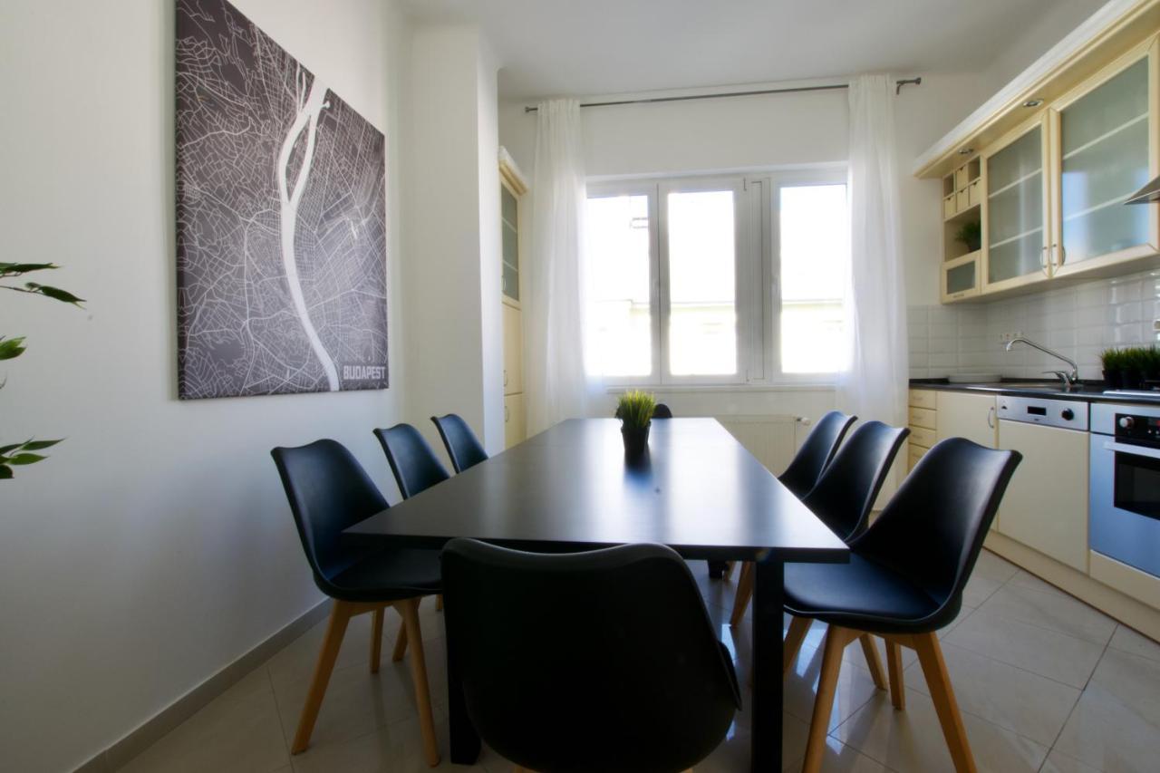 Standard Apartment by Hi5 - Tátra street Budapest Esterno foto